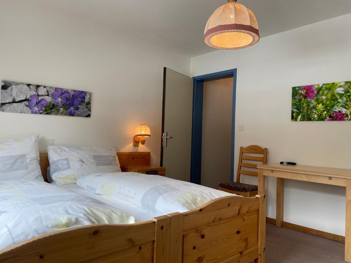 Landhuus Frauenkirch Hotell Exteriör bild