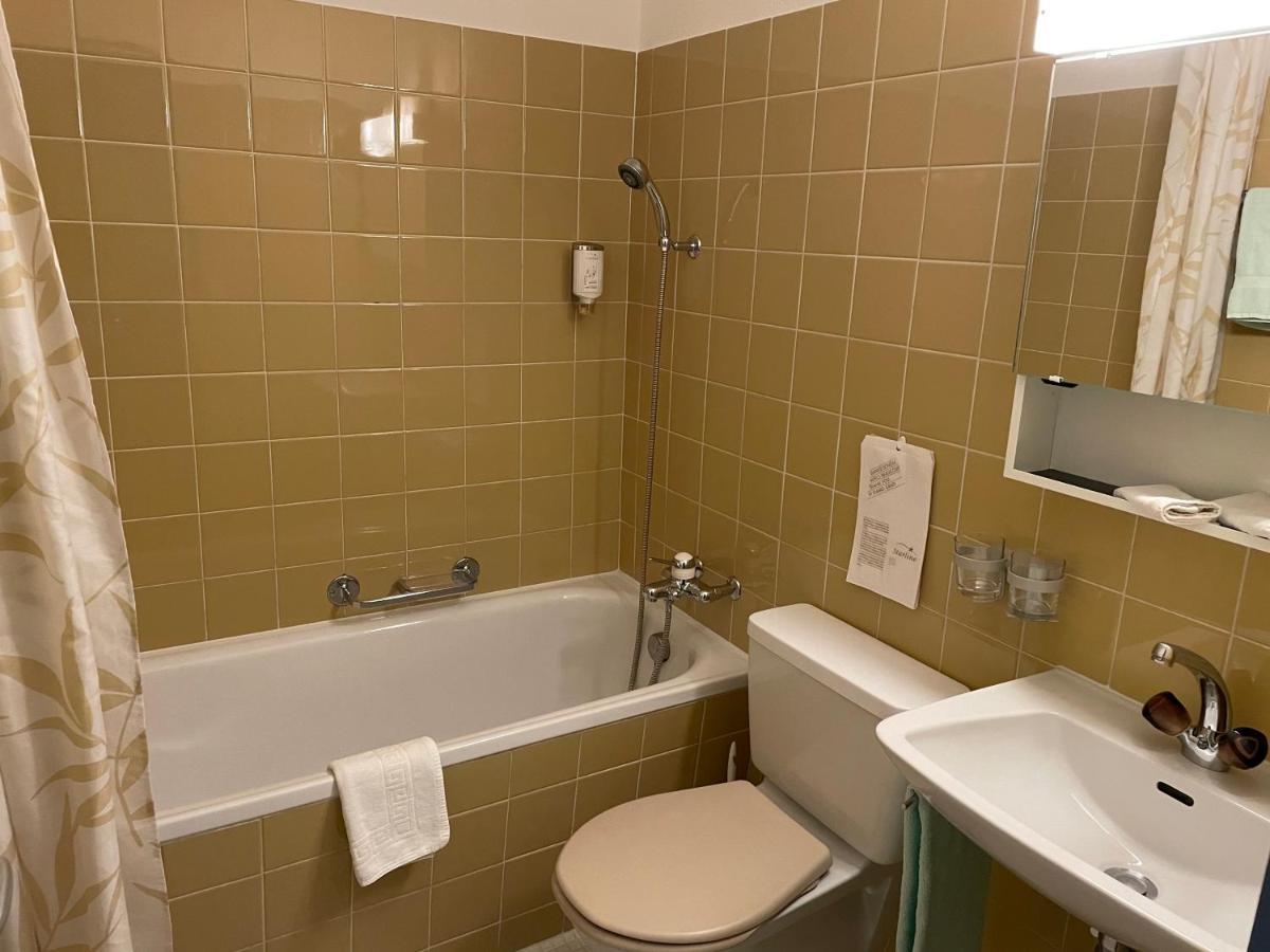 Landhuus Frauenkirch Hotell Exteriör bild